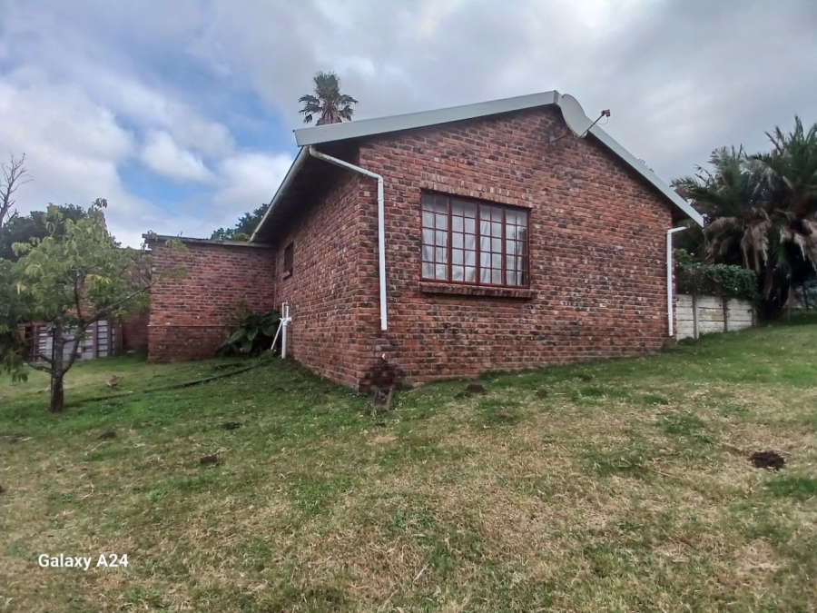 5 Bedroom Property for Sale in Macleantown Eastern Cape